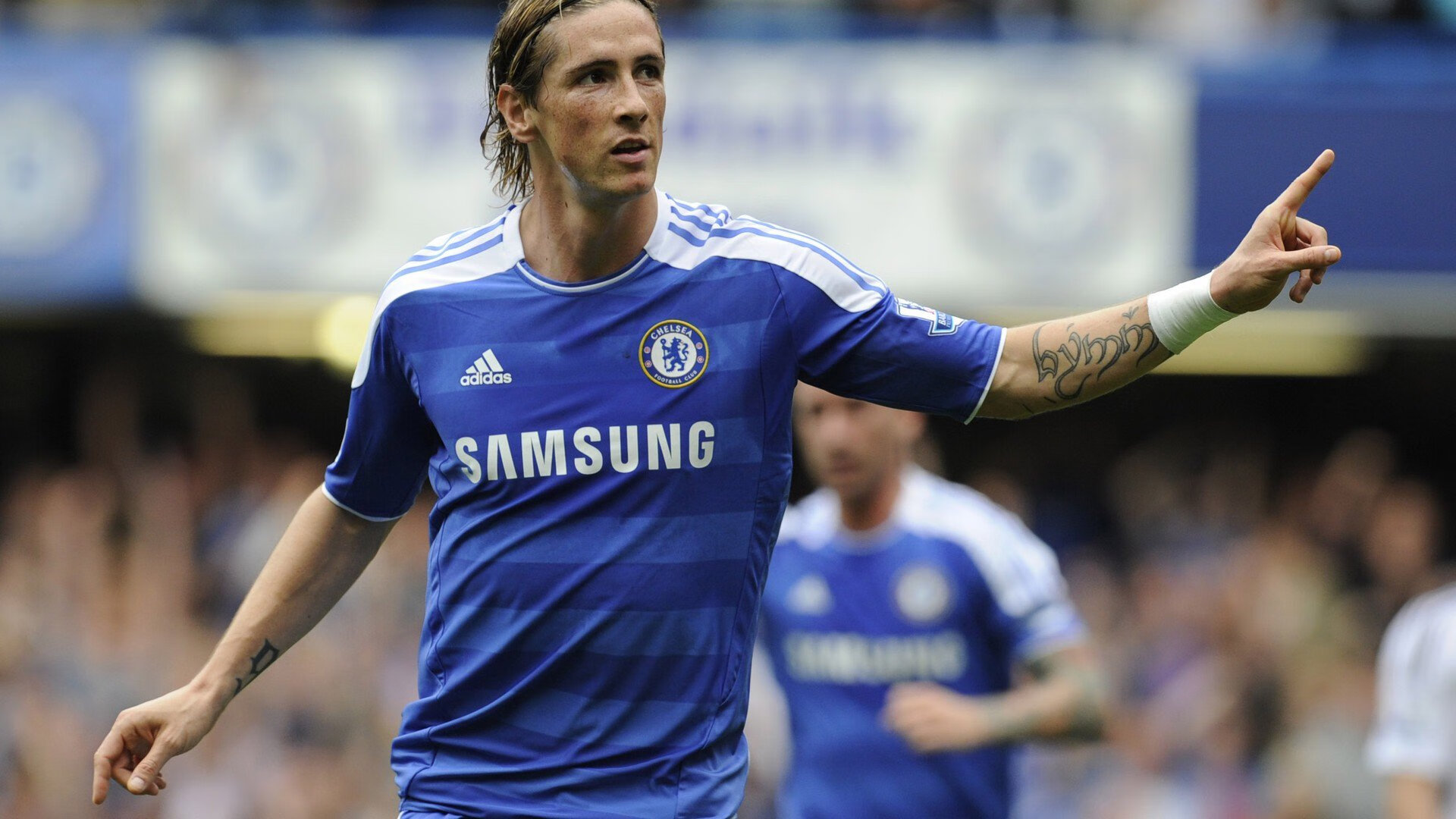 mk足球官网-C罗点球破门连续五场进球，c罗点球绝杀